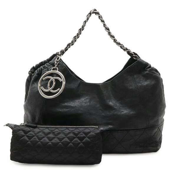 CHANEL Handbags - CHANEL Black Leather Shoulder Bag